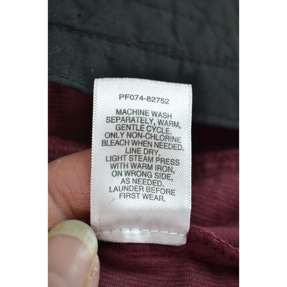 Pendleton Snap Jacket Women's Medium Petite Burgundy Corduroy Jacket - Picture 9 of 13